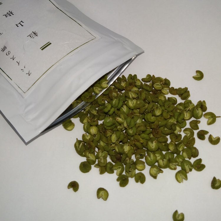 スパイスの郷 TOSA 粒山椒 8g /乾燥粒山椒 高知県産 さんしょう 土用 丑の日 肉料理 鰻 魚料理 マー活