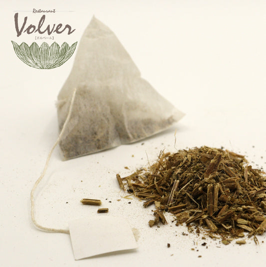 イタリアンレストランボルベールトゥルシーティー（ホーリーバジルのハーブティー　神目箒のお茶）